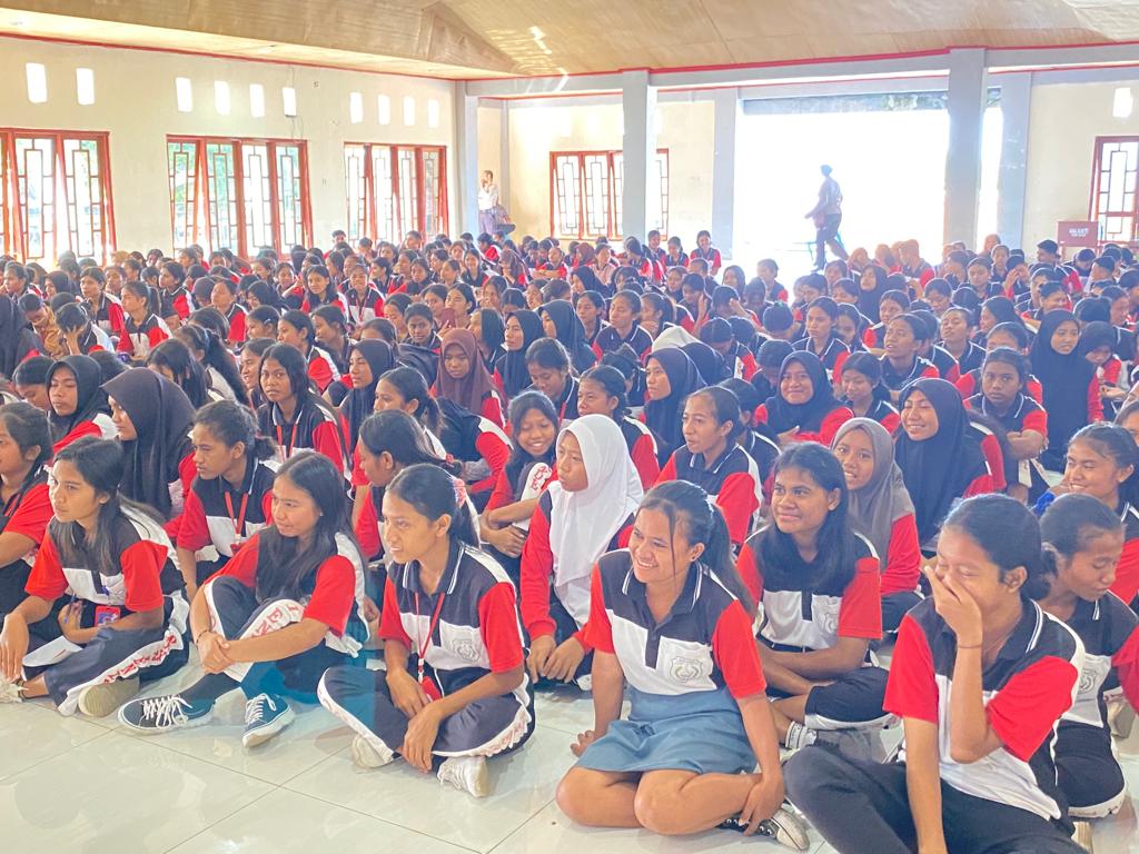 Jumat Curhat di SMKN 1 Ende,Polisi Ditanya Soal Pergaul…